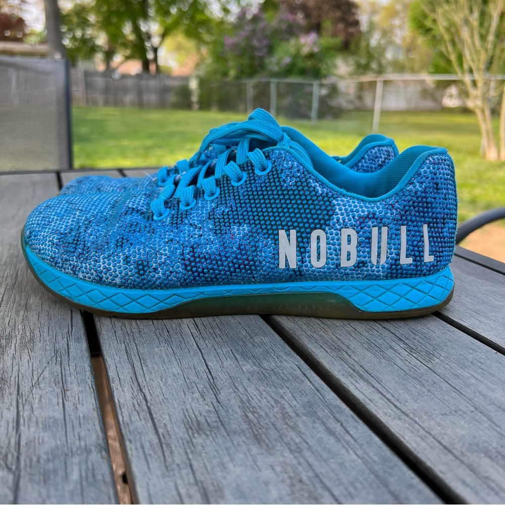 NOBULL Brook Ence Artwork Trainers (women’s 8)